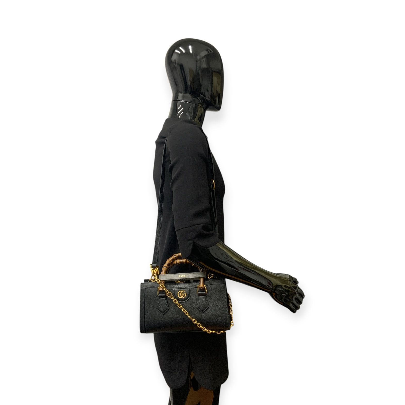 Photoroom_017_20251103_153242