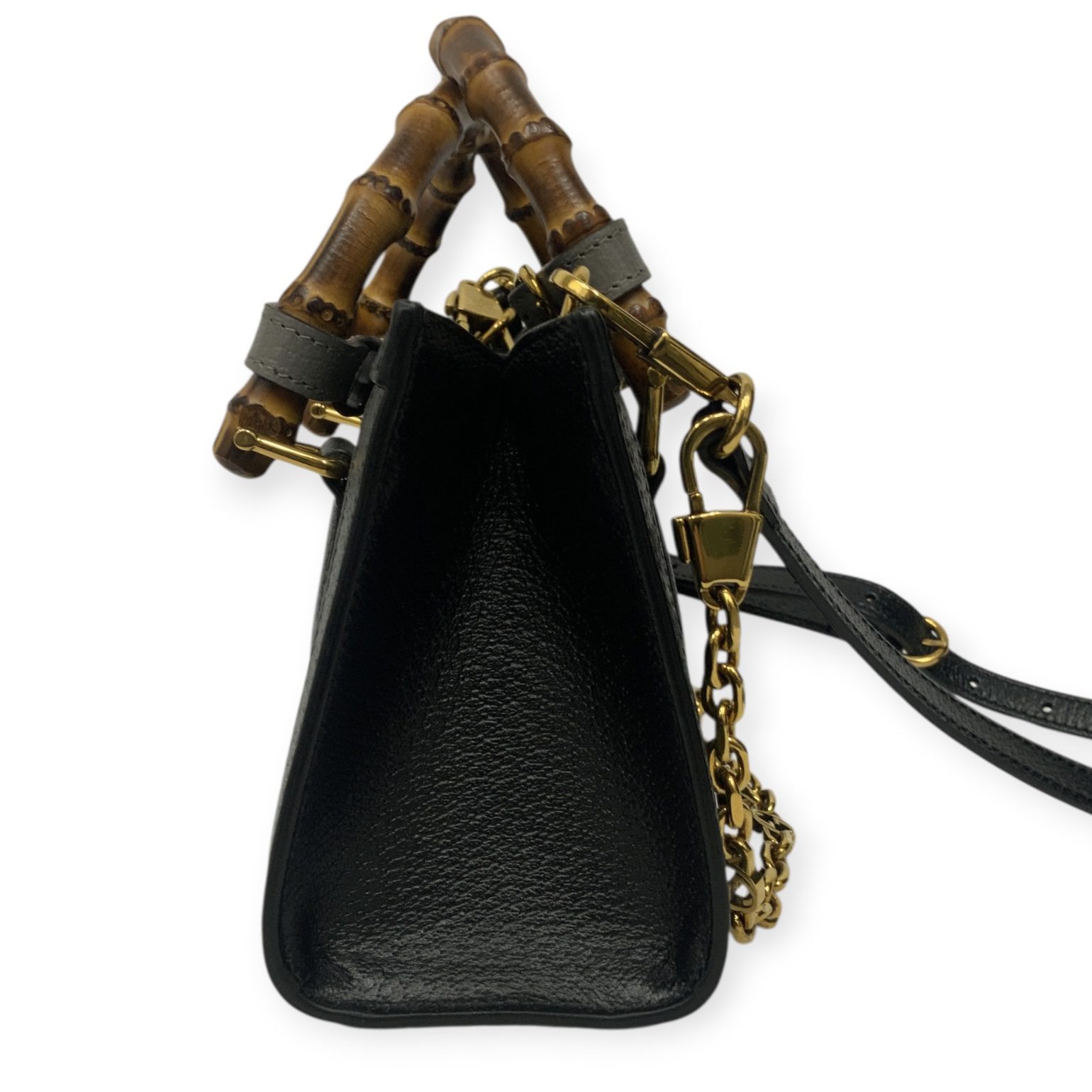 Photoroom_021_20251103_153242