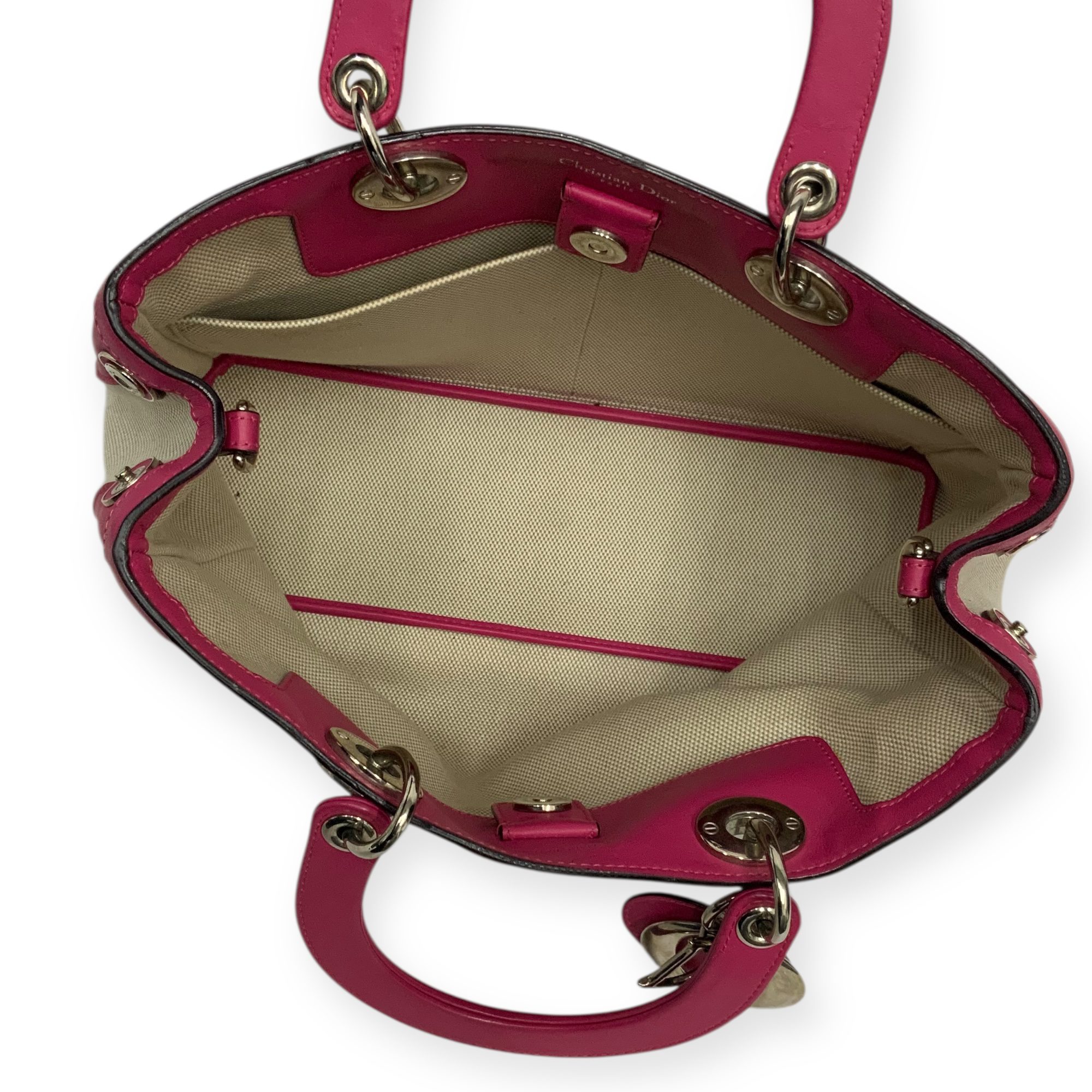 Photoroom_026_20251126_155424