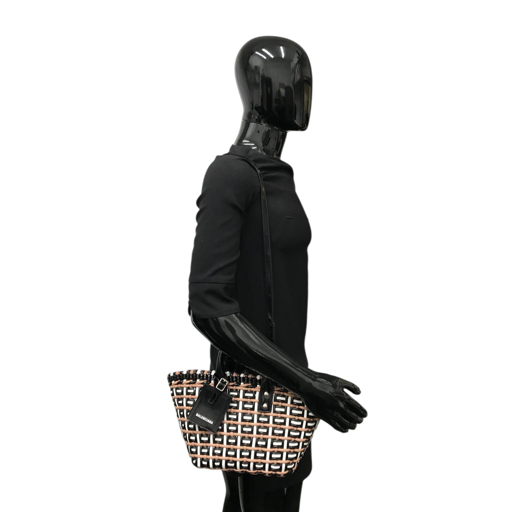 Photoroom_011_20251203_111740