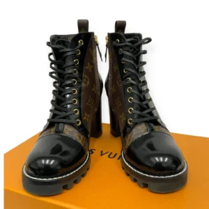 Louis Vuitton Star Trail Ankle Boots (40)