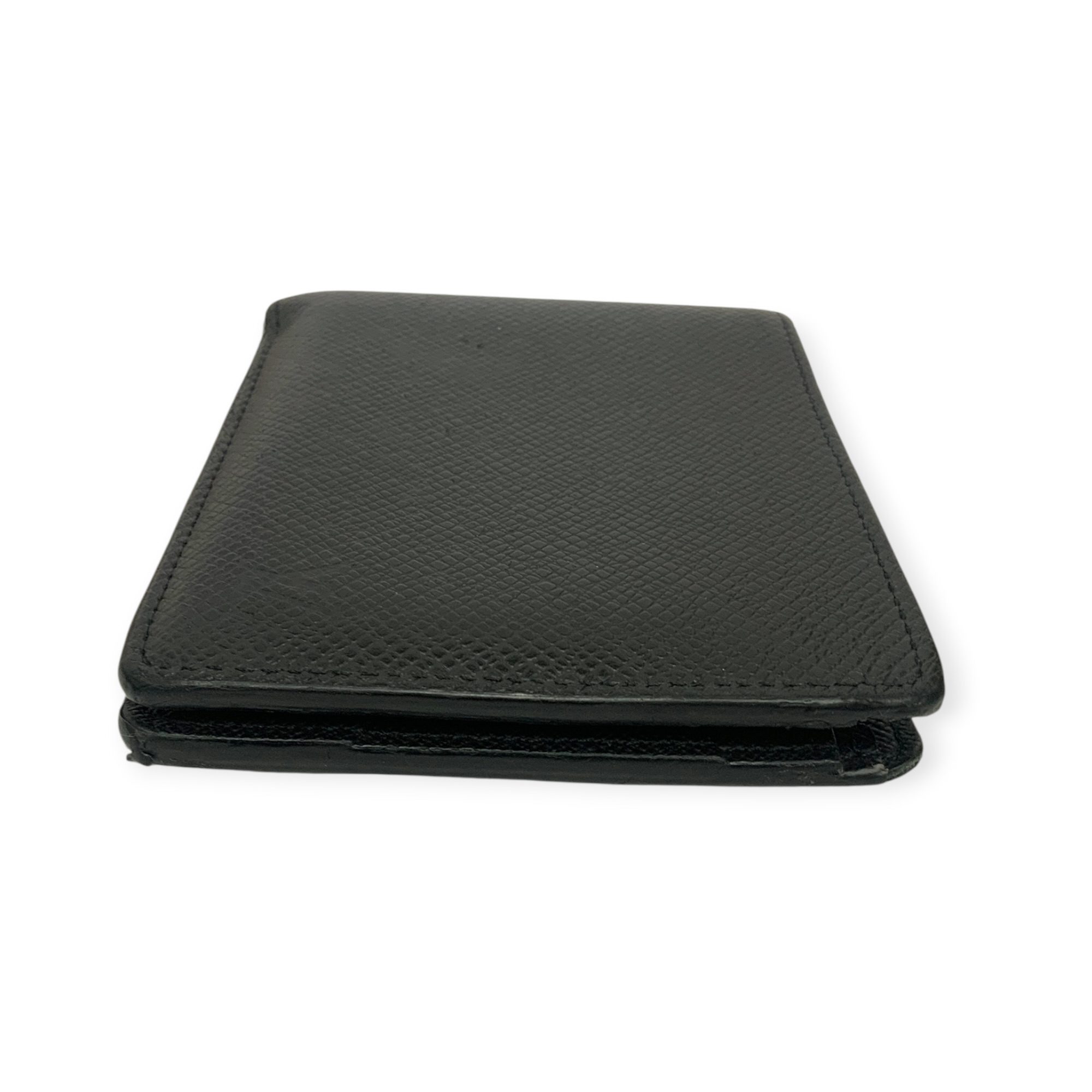 IMG_6126-Photoroom Louis Vuitton Taiga Slender Wallet