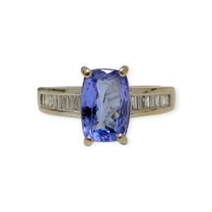 Tanzanite and Diamon 0.30ct Ring in 18K White Gold