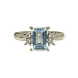 Aquamarine and Diamond 0.12ct Ring in 18K White Gold